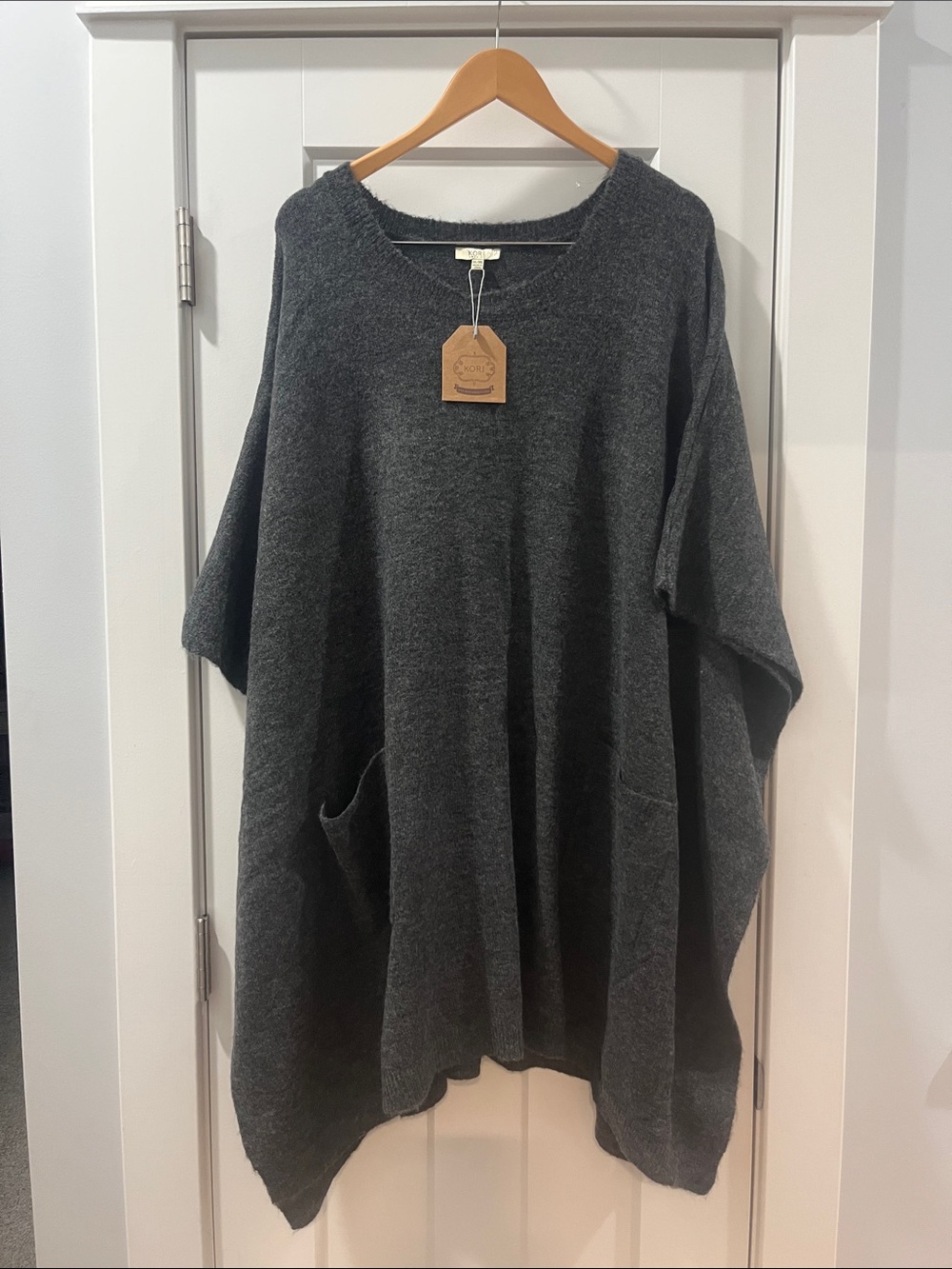 Cozy Oversized Dark Gray Charcoal Poncho Sweater 1X / 2X NWT Kori Plus